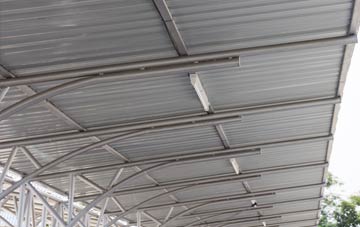 installing Greosabhagh metal roofing